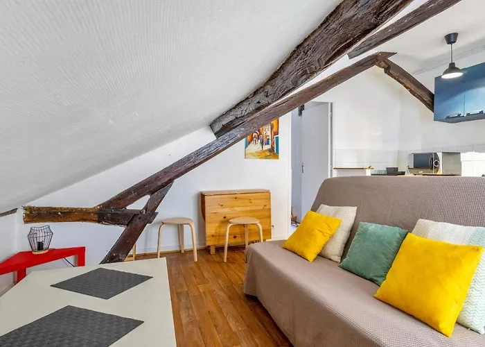 Charming Flat At 3 Min From Versailles Castle - Welkeys